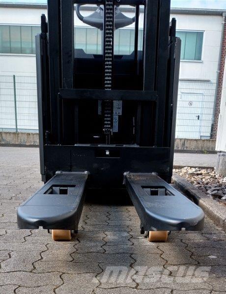 Toyota BT SWE145L Selbstfahrstapler