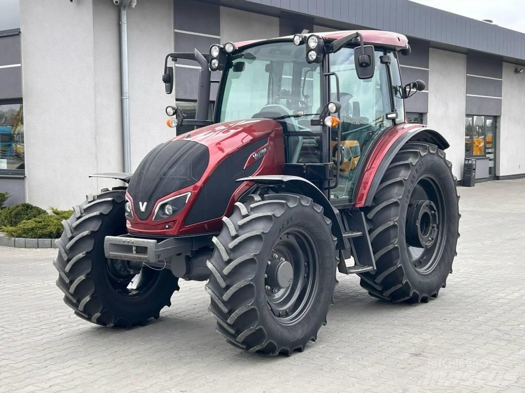 Valtra A 104 Traktoren