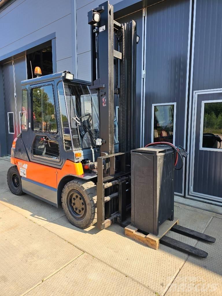 Toyota 7 FBMF 40 Elektrostapler