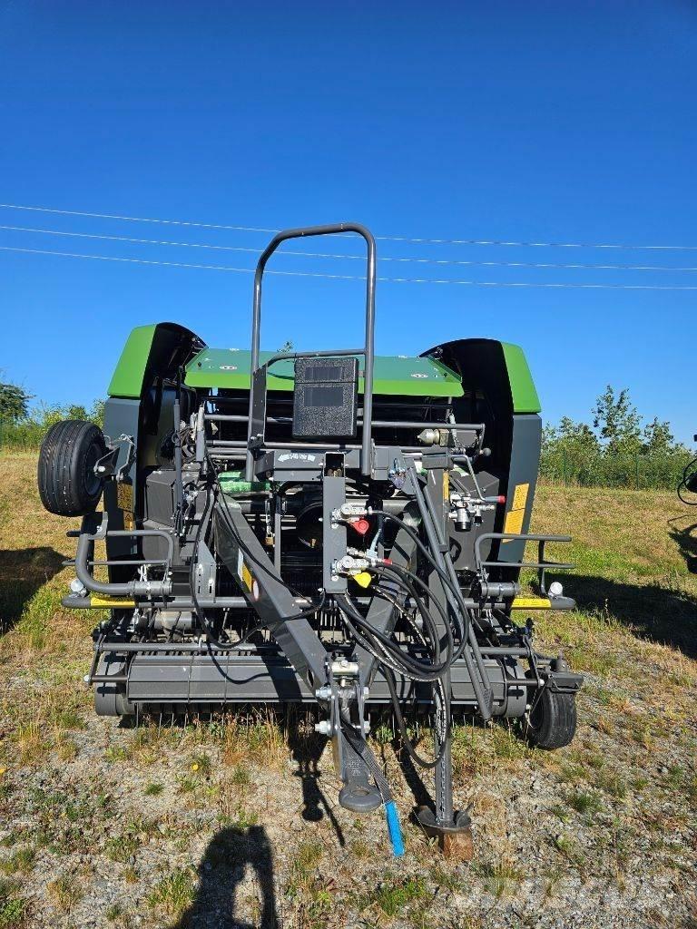 Fendt Rotana F130 Rundballenpressen