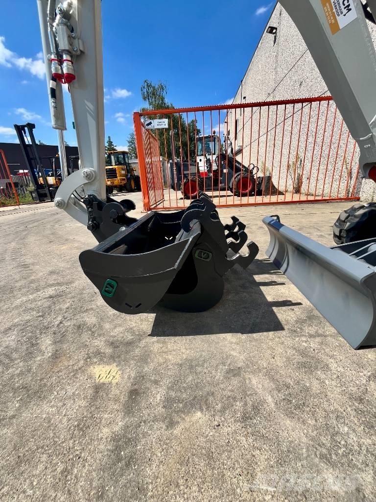 Takeuchi TB 217 R Minibagger < 7t