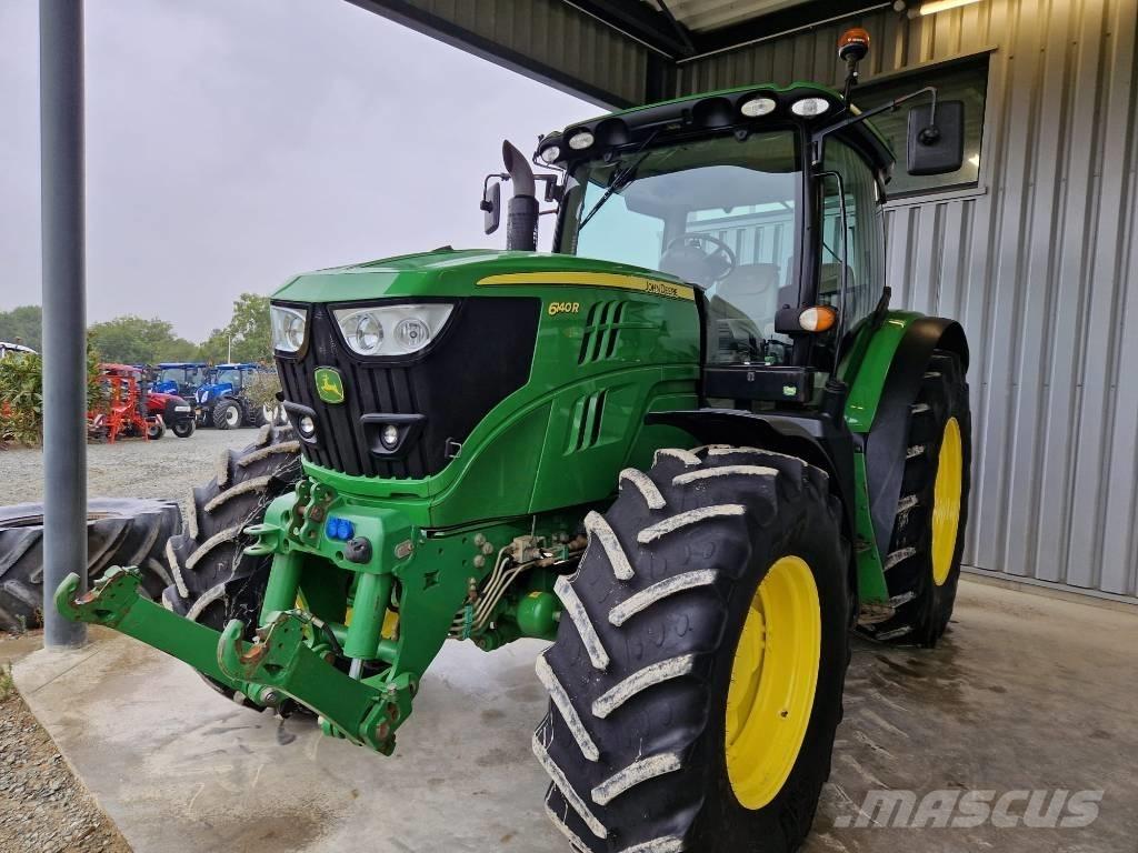 John Deere 6140 R Traktoren