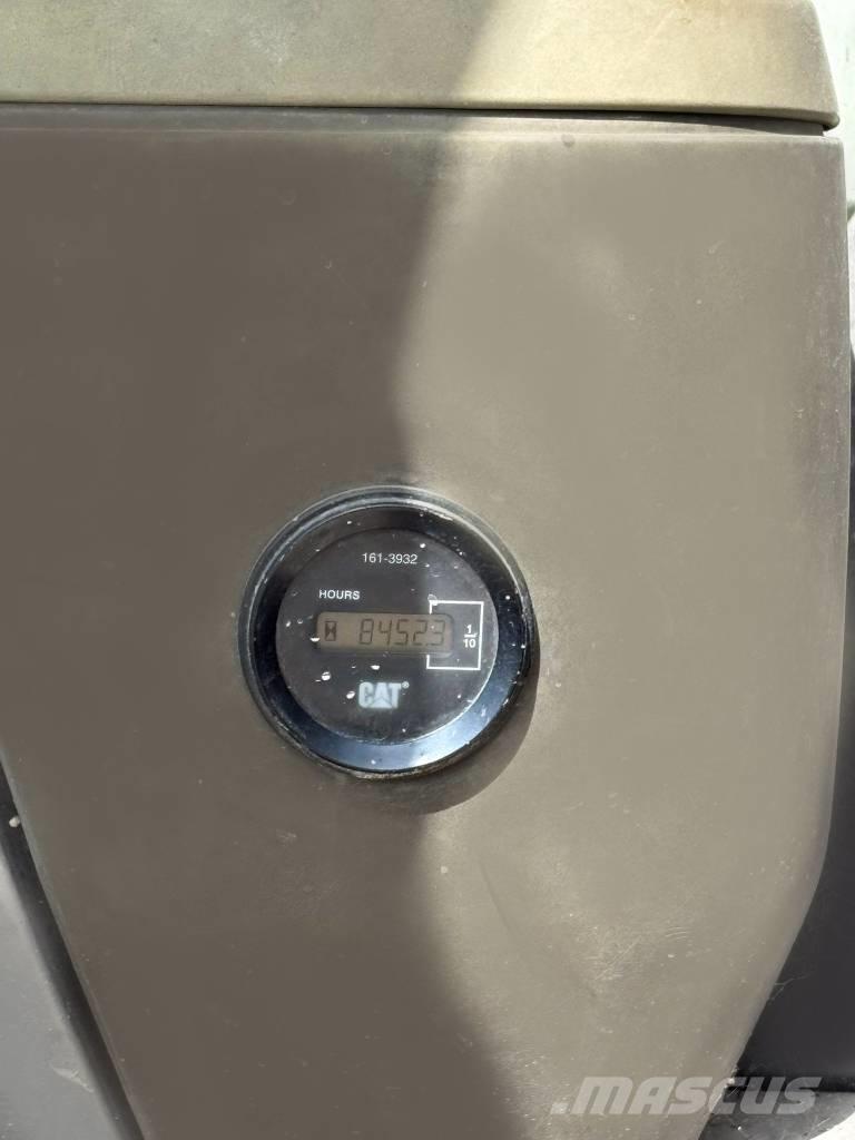 CAT 320 D L Raupenbagger