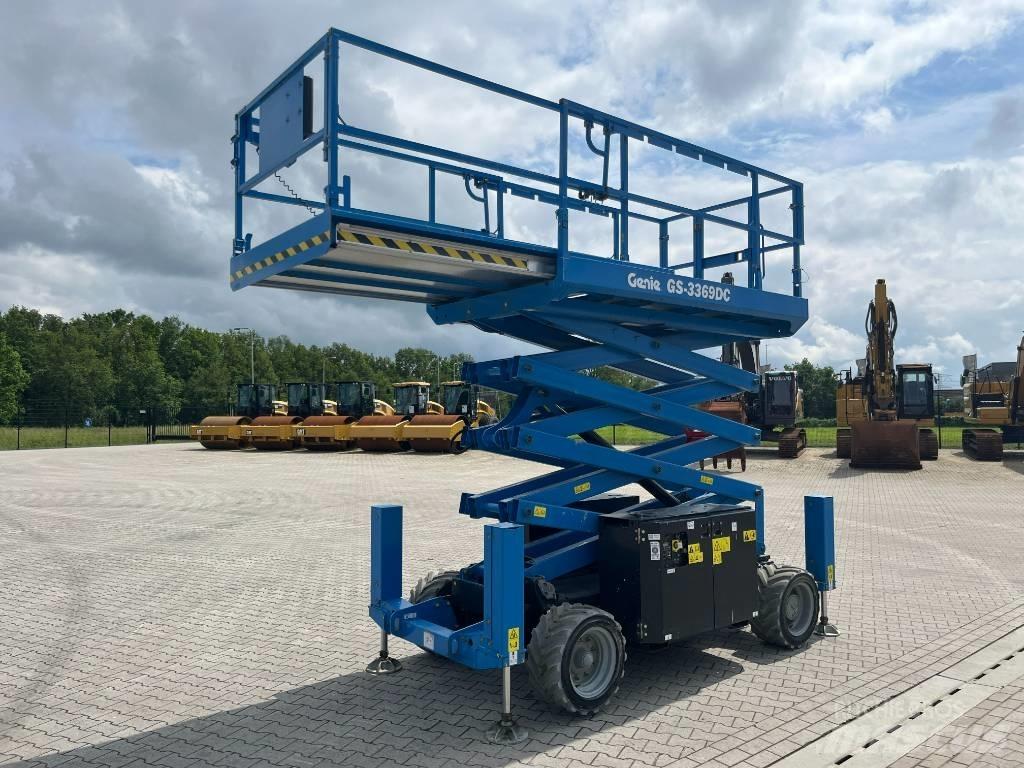 Genie GS 3369 DC Scheren-Arbeitsbühnen