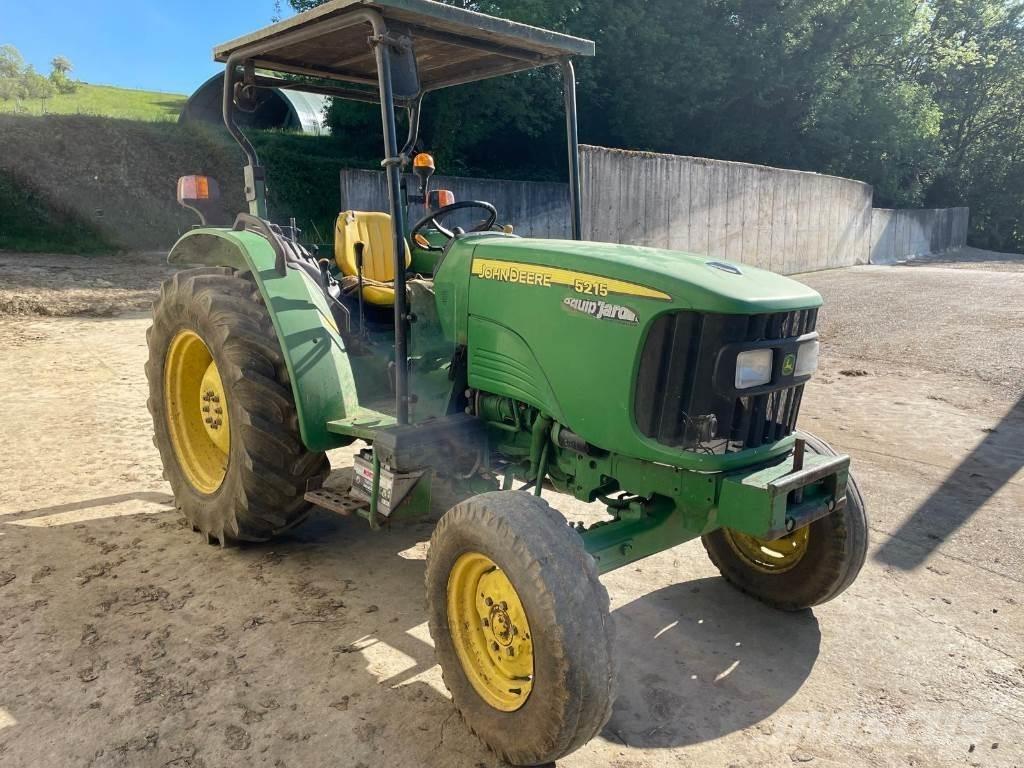 John Deere 5215 Traktoren