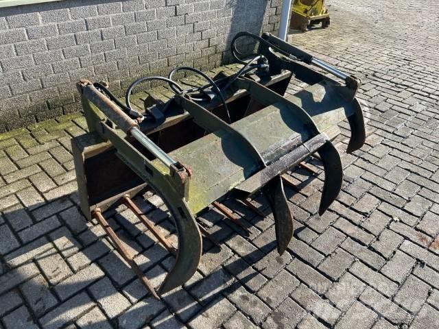 JCB Pelikan bak Schaufeln