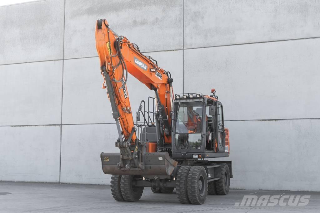 Doosan DX 140 W Mobilbagger