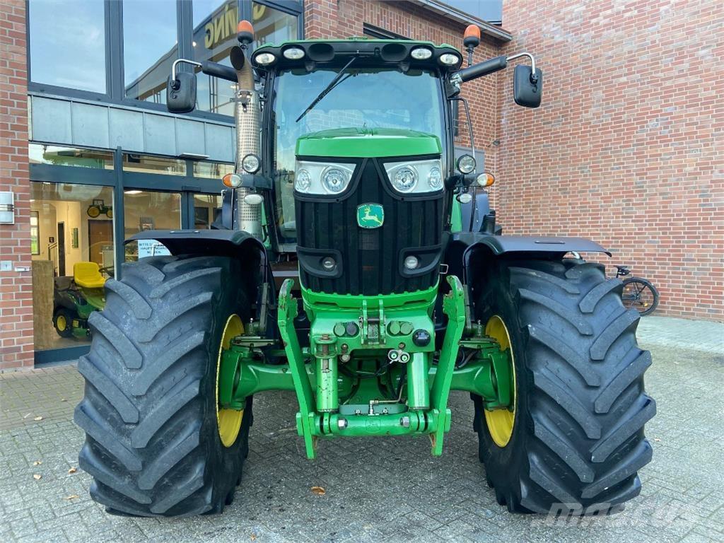 John Deere 6210R Traktoren