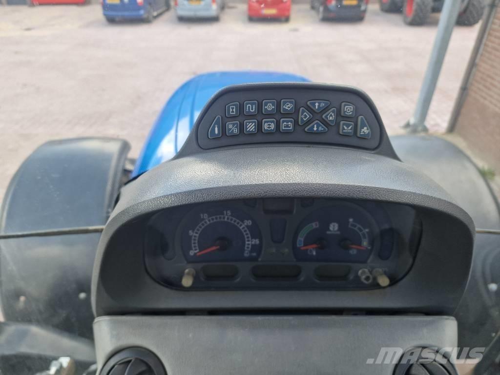 New Holland TS 135 A Traktoren