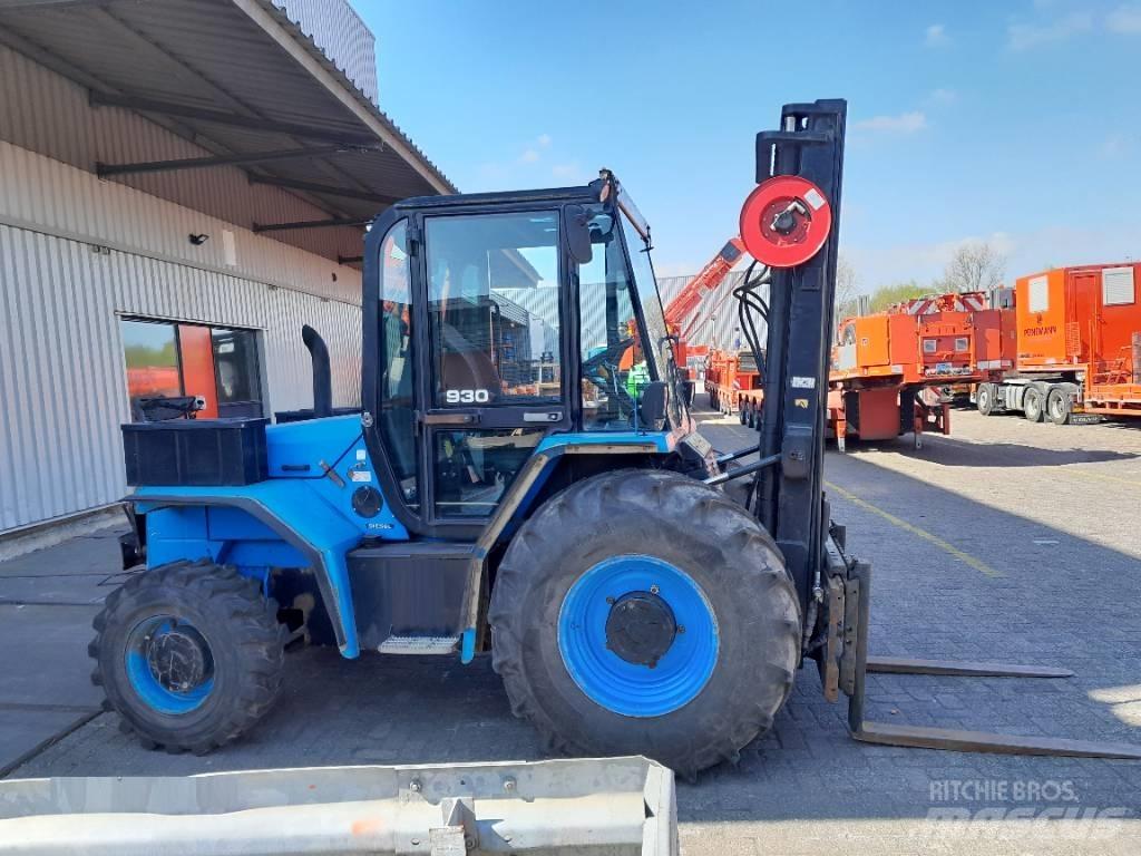 JCB 930-4/55 Geländestapler