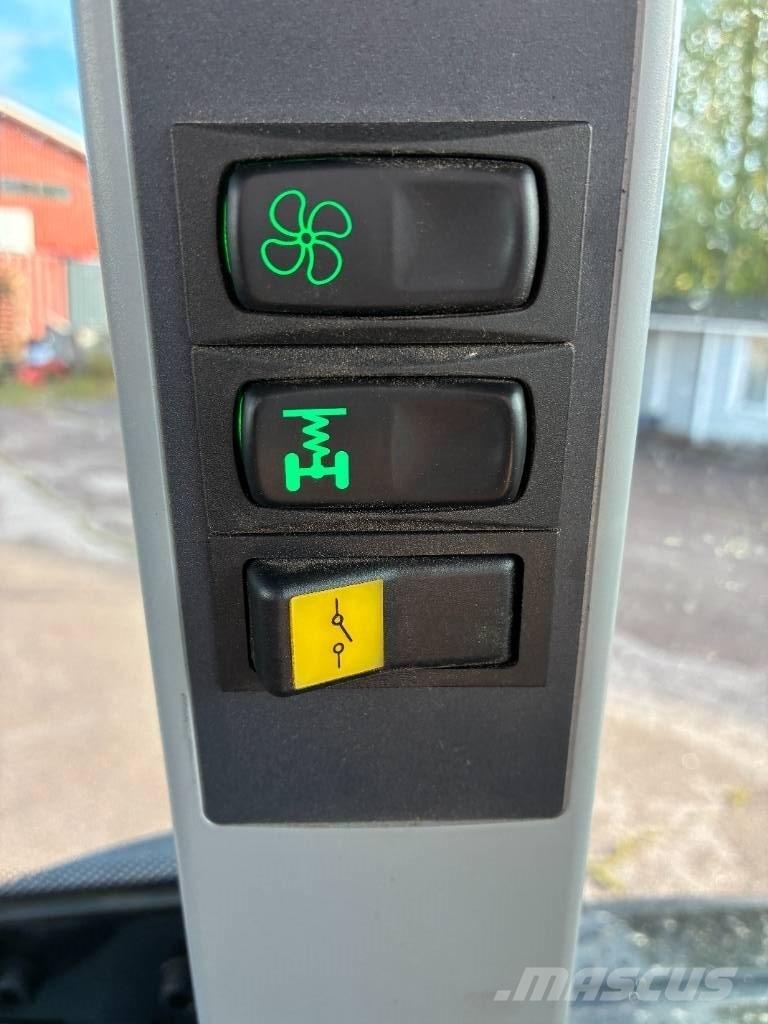 Valtra G135A Traktoren