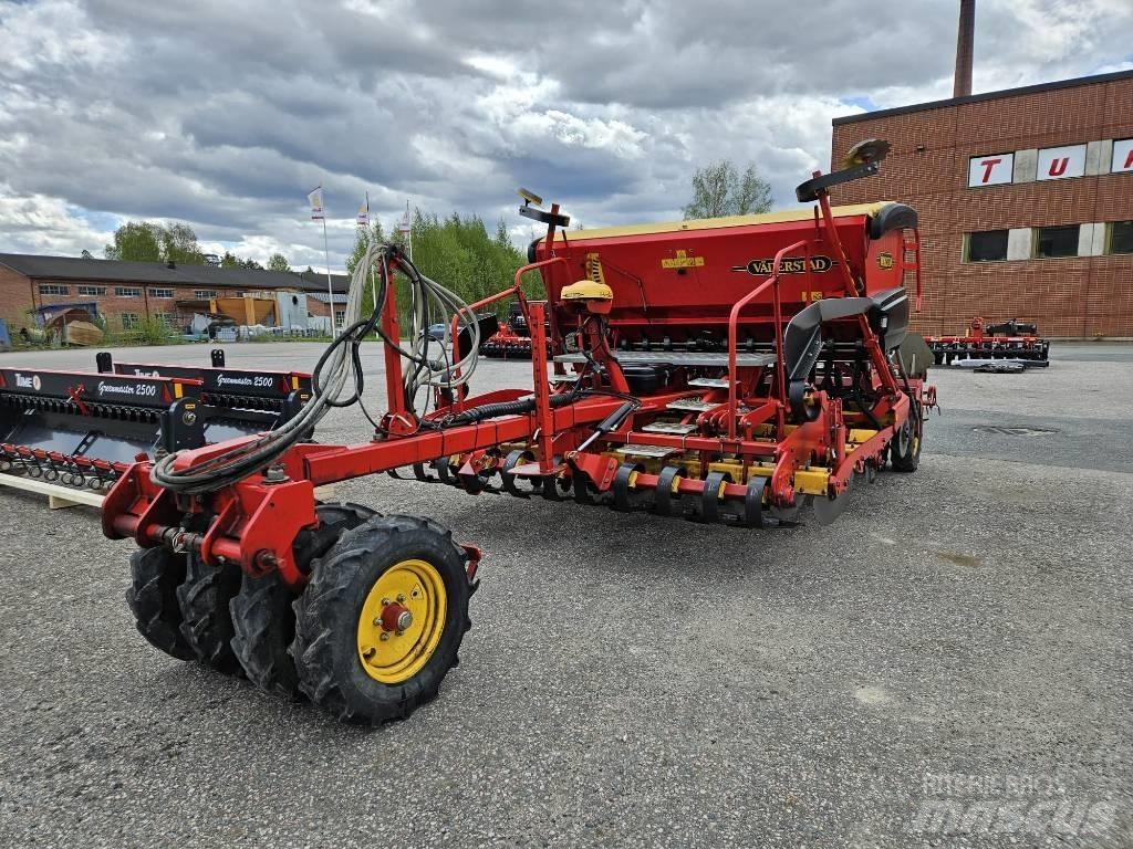 Väderstad Rapid 300 Drillmaschinenkombination
