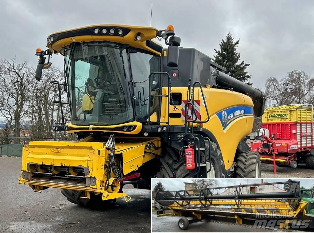 New Holland CX 880 Mähdrescher