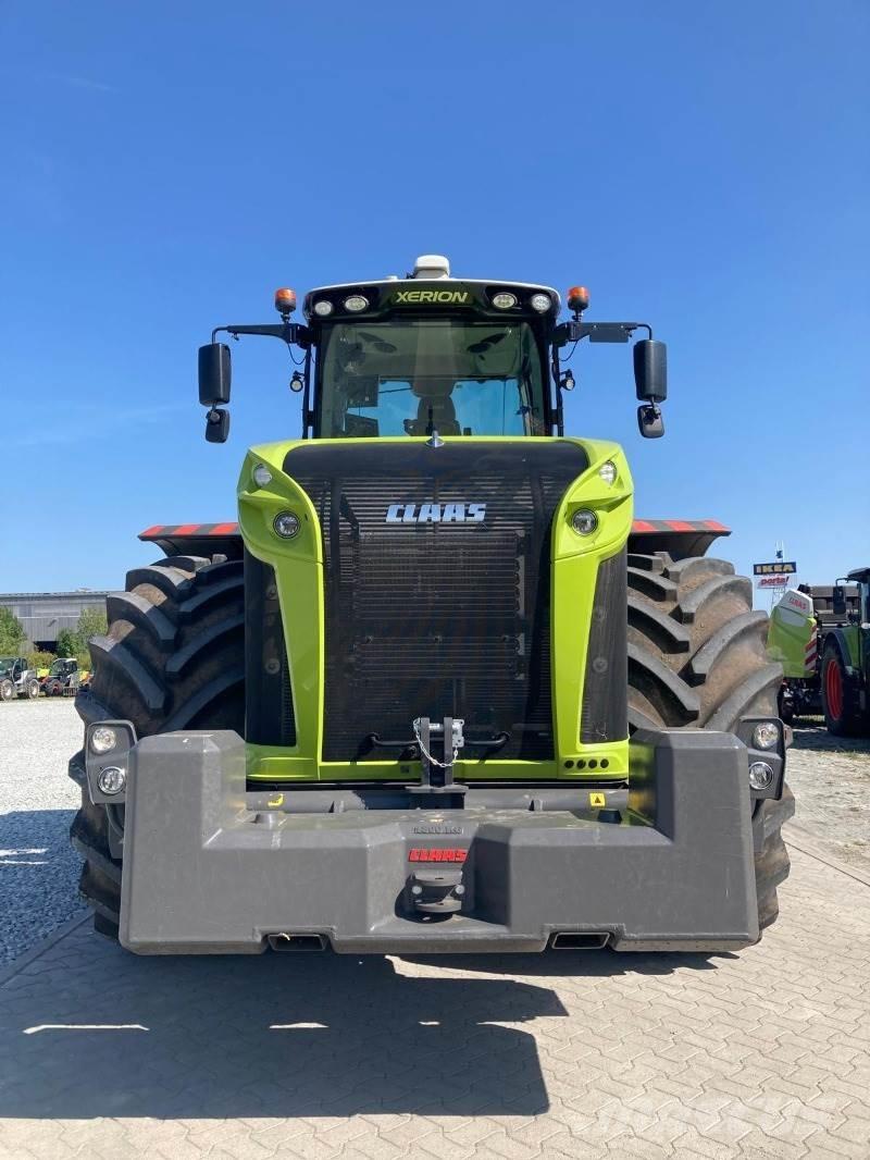 CLAAS XERION 5000 Traktoren