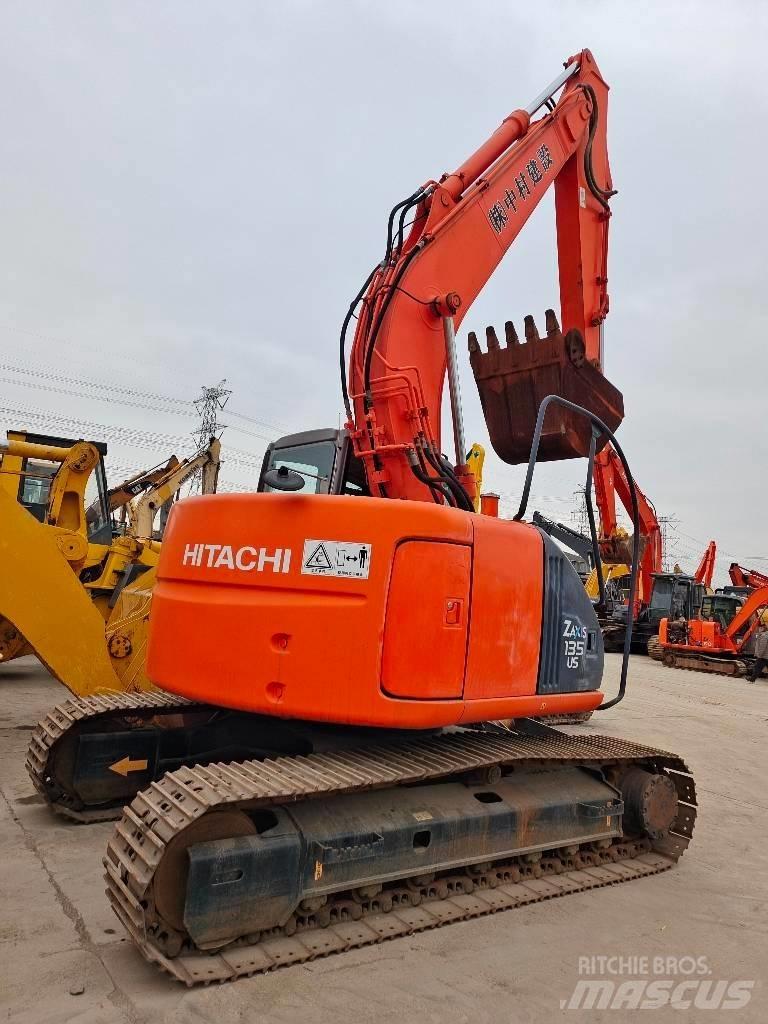 Hitachi ZX 135 US Raupenbagger