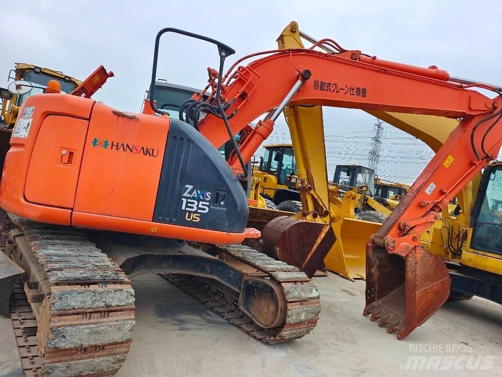 Hitachi ZX 135 US Raupenbagger