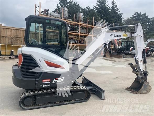 Bobcat E32i Minibagger < 7t