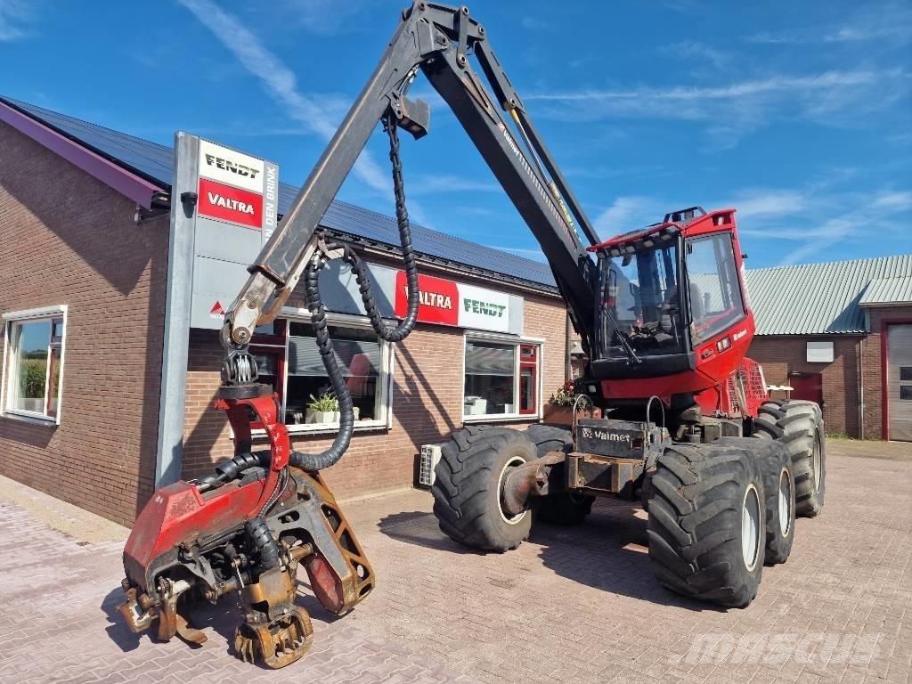 Valmet 911.4 Harvester