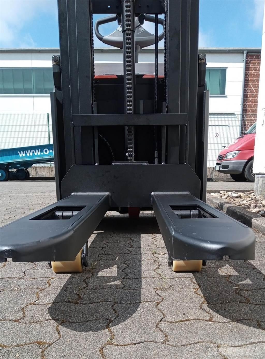 Toyota SWE140L Deichselstapler