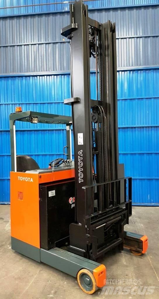 Toyota 6 FBRE 14 Schubmaststapler