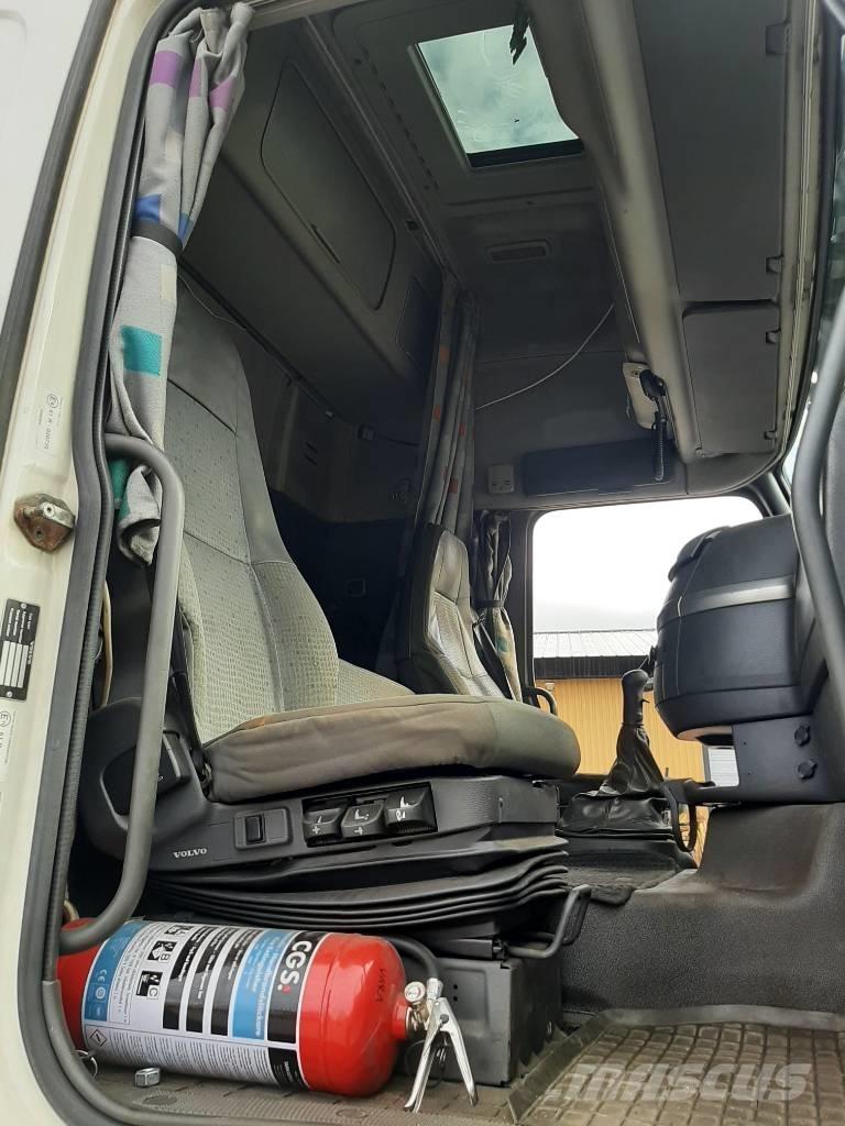 Volvo FH 12 Pritsche & Plane