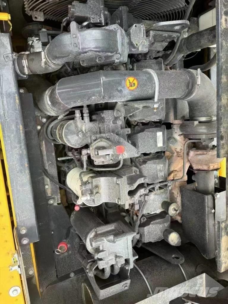 Komatsu 400-8R Raupenbagger