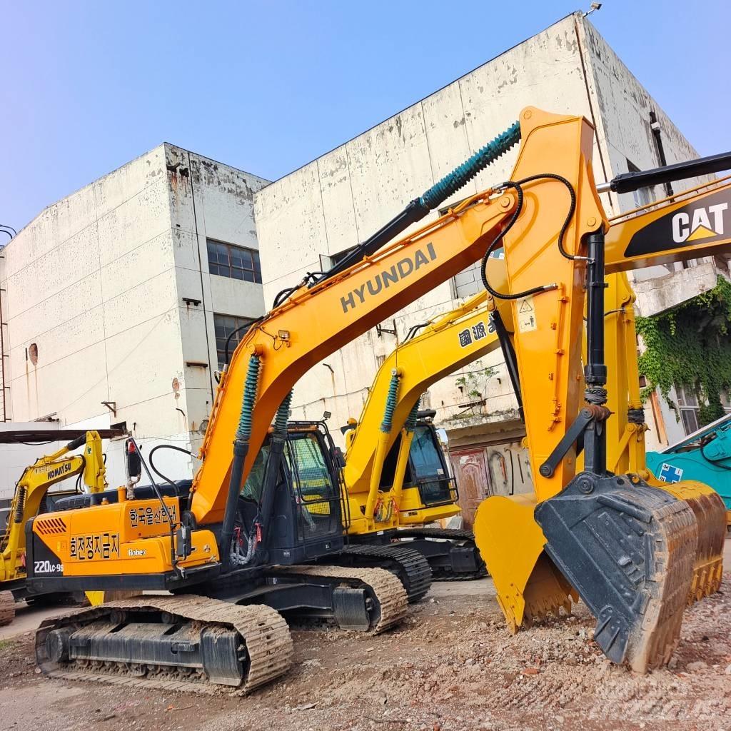 Hyundai 220LC-9 Raupenbagger
