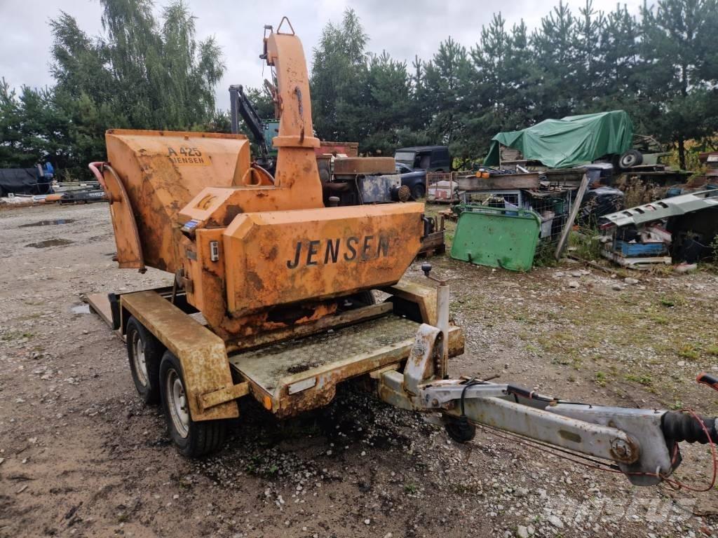 Jensen A425 Holzhäcksler