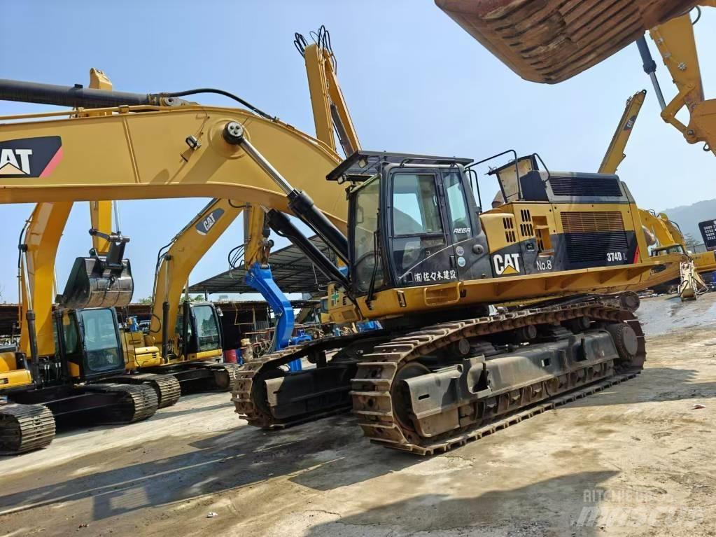CAT 374 Raupenbagger