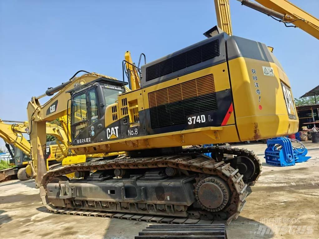 CAT 374 Raupenbagger