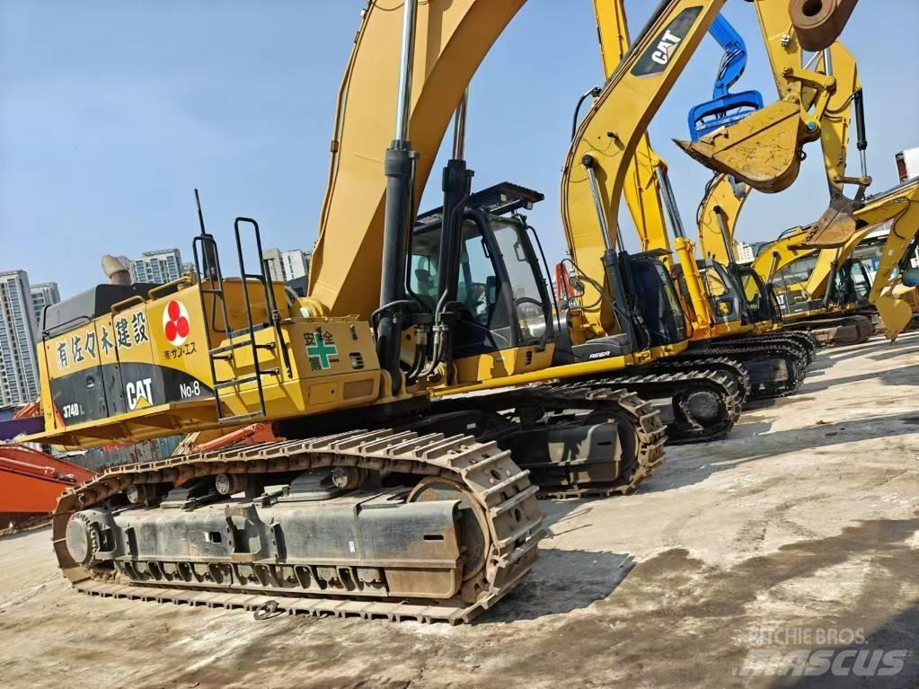 CAT 374 Raupenbagger