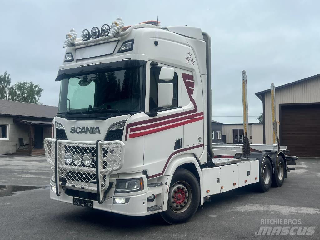 Scania R 730 B6X4NB Holztransporter