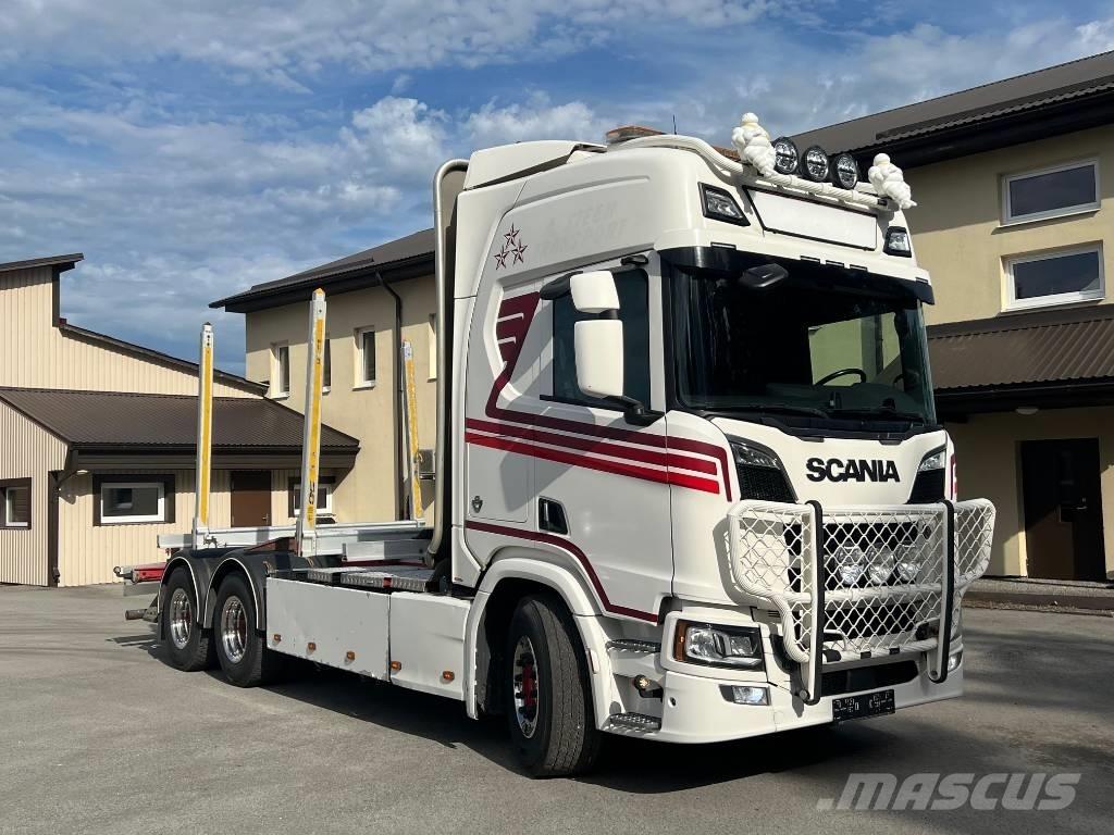 Scania R 730 B6X4NB Holztransporter