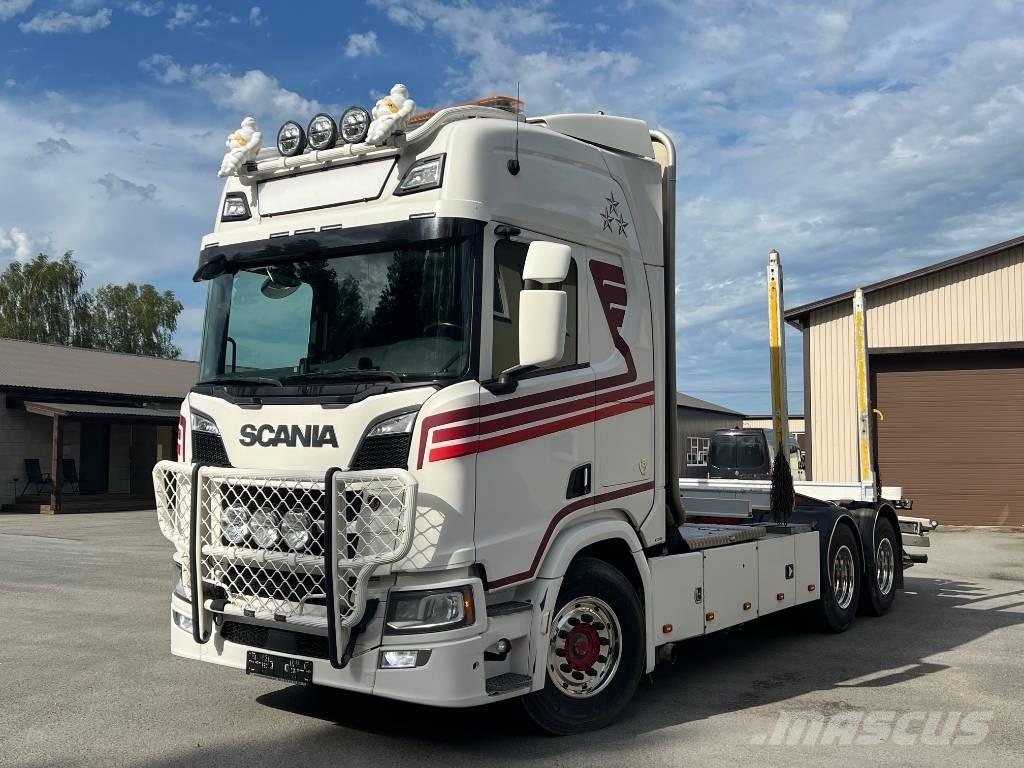 Scania R 730 B6X4NB Holztransporter