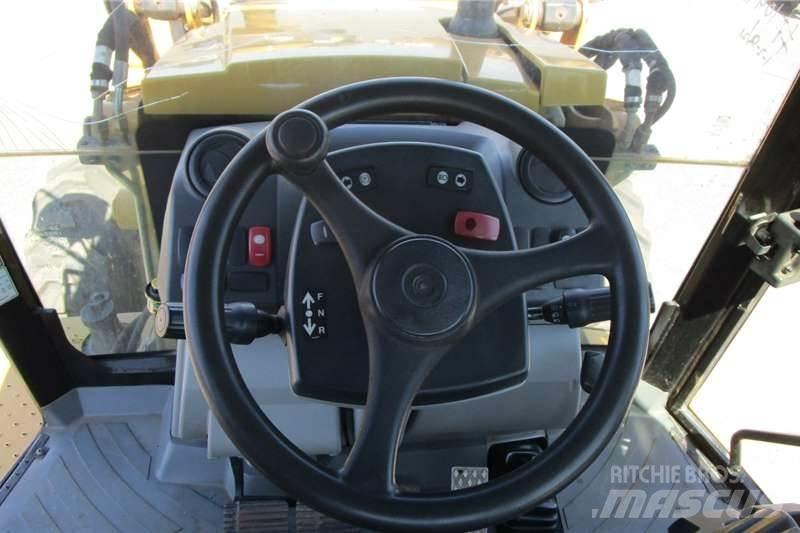 CAT 428F Baggerlader
