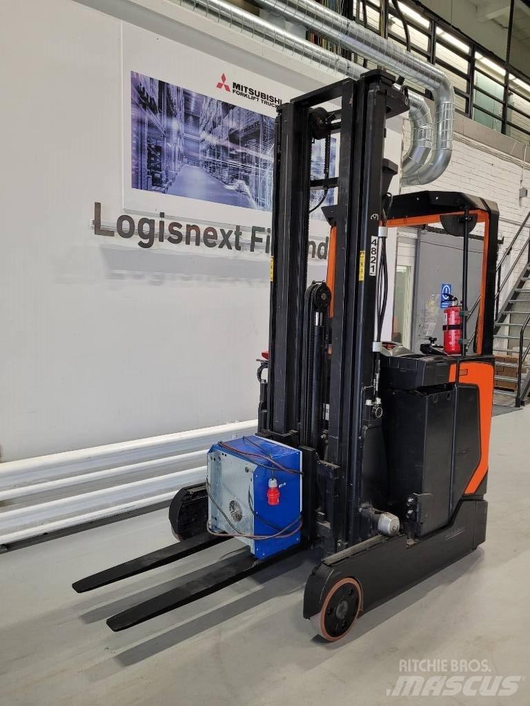 Rocla HSF16 Schubmaststapler