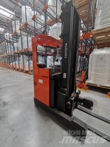 Toyota 7FBRE14N Selbstfahrstapler