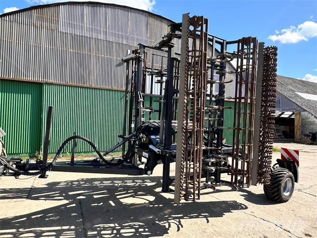 Agro TOM UPH6 Drillmaschinenkombination