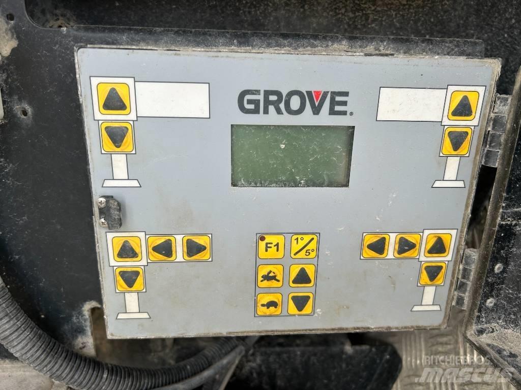 Grove GMK 5130-2 All-Terrain-Krane