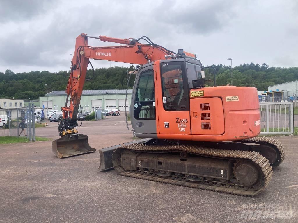 Hitachi ZX 135 US Raupenbagger