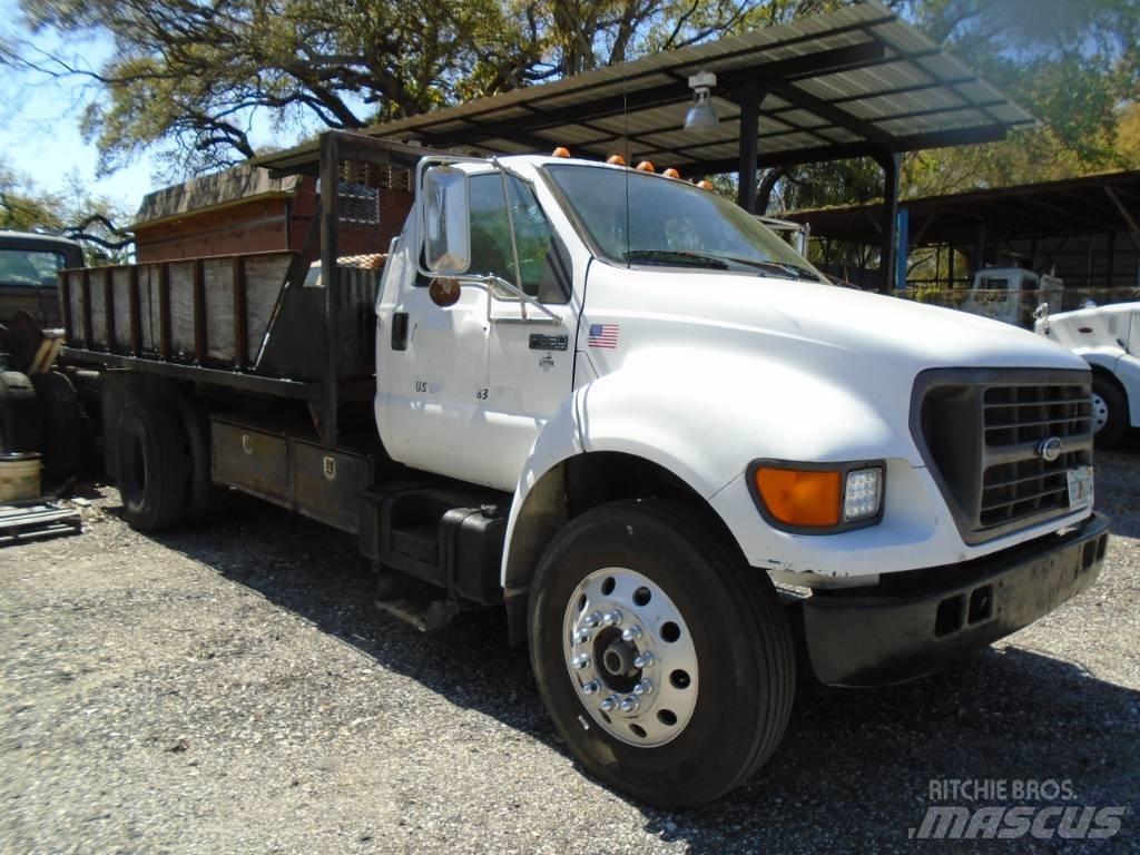 Ford F 650 Pritschenwagen/Pritschenwagen mit Seitenklappe