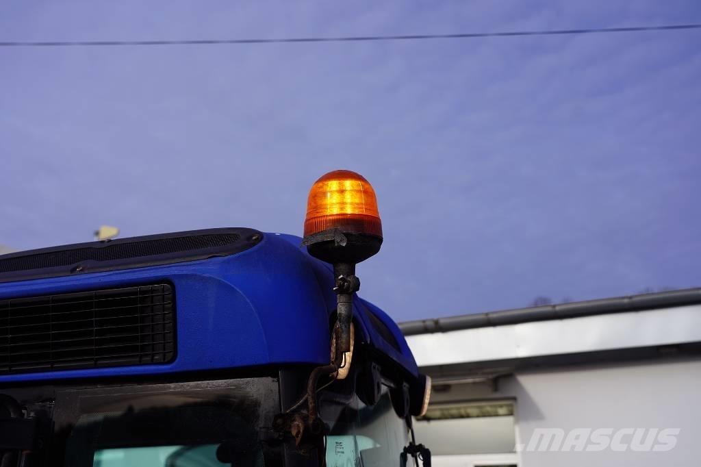 New Holland TN70NA Traktoren