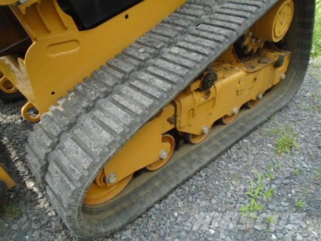 CAT 239 D Kompaktlader
