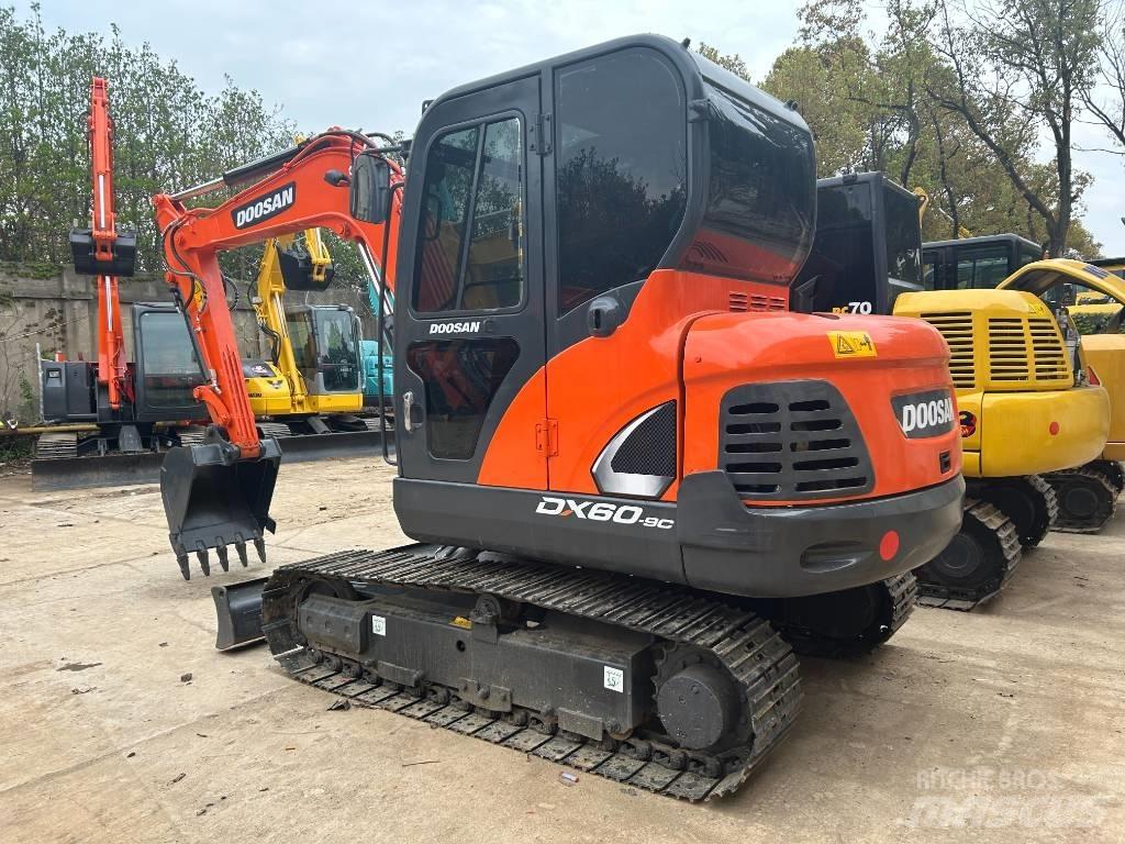 Doosan DX 60-9 C Raupenbagger