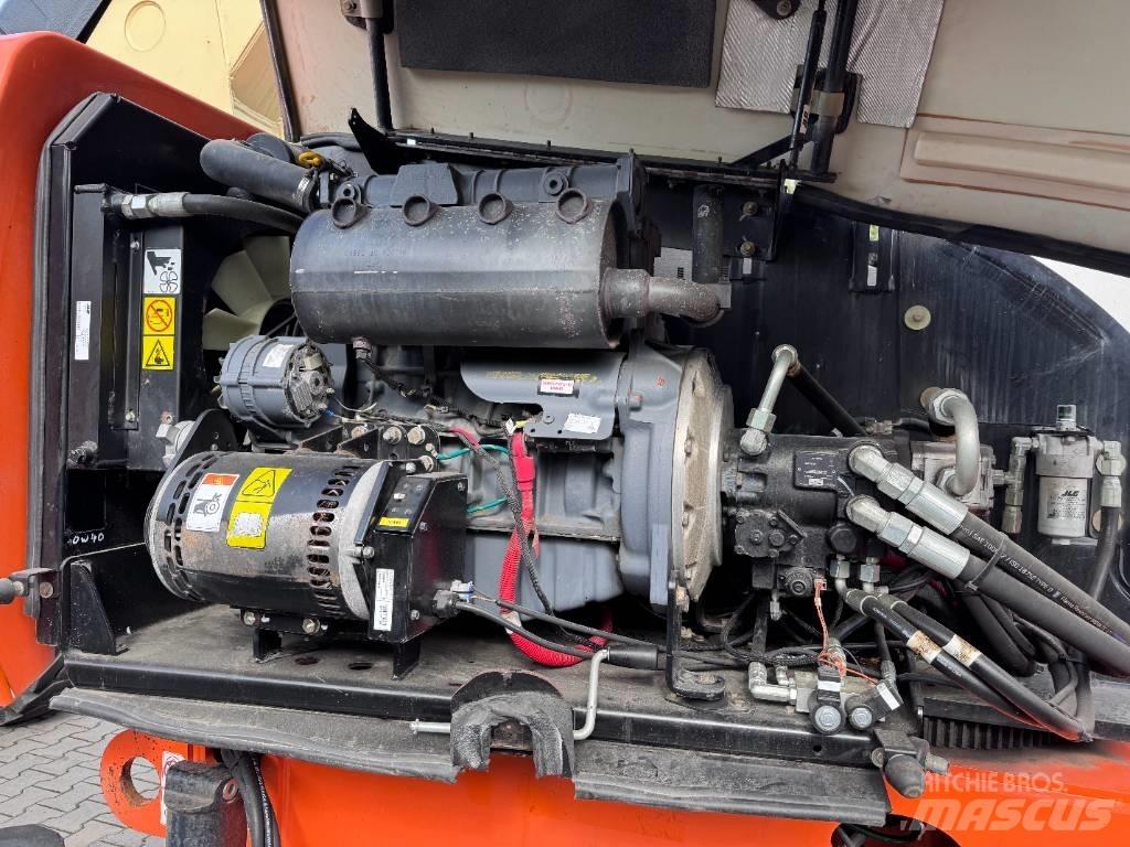 JLG 660 SJ Teleskopbühnen