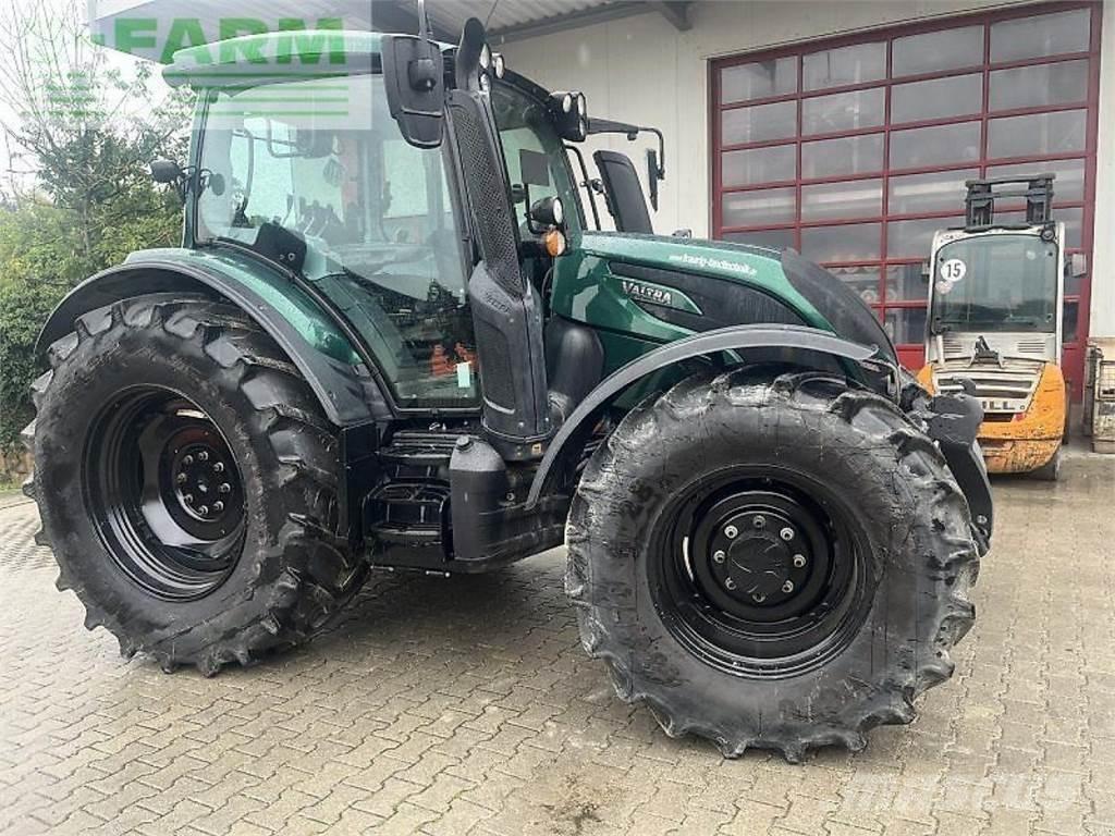 Valtra n 134 aktiv Traktoren