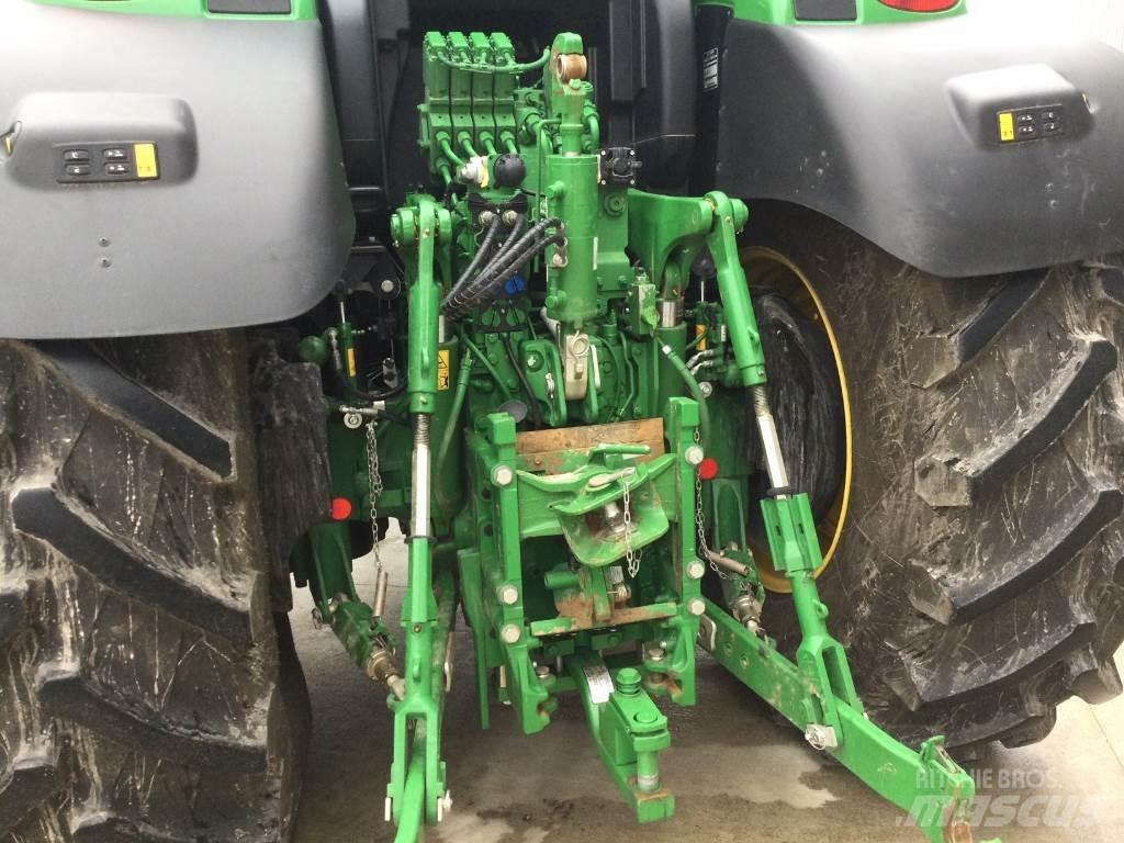 John Deere 6R250 Traktoren