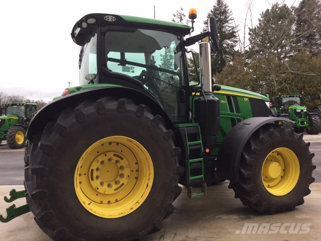John Deere 6R250 Traktoren