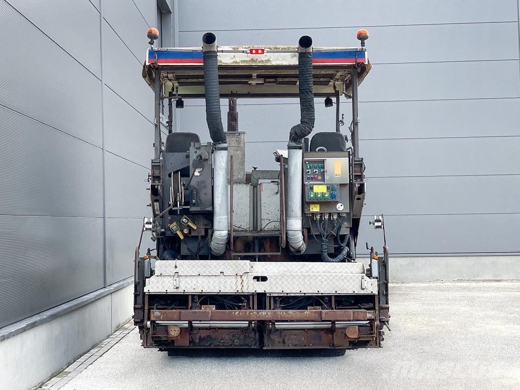 ABG 7820B Strassenfertiger