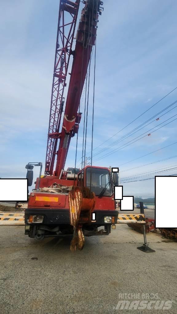 Liebherr LTM 1055-1 All-Terrain-Krane